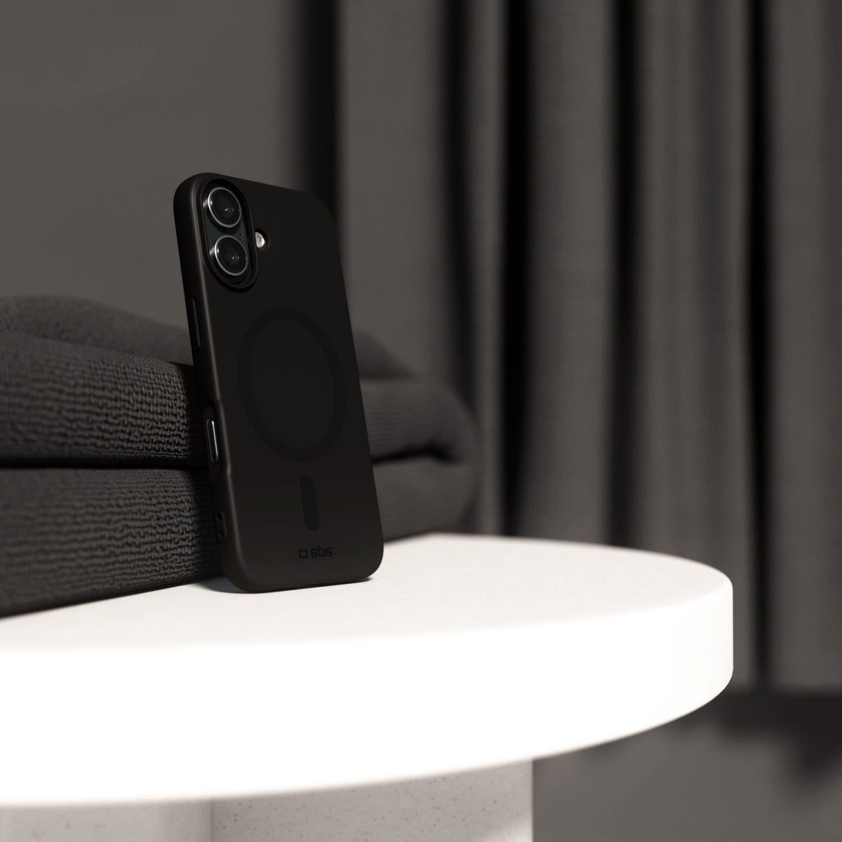 Instinct Mag - MagSafe compatible case for iPhone 16