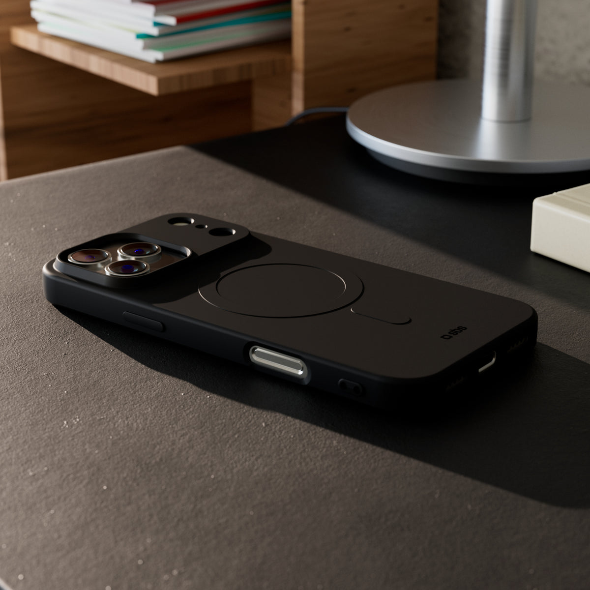 Instinct Mag - mag wireless compatible case for iPhone 18 Pro Max/17 Pro Max