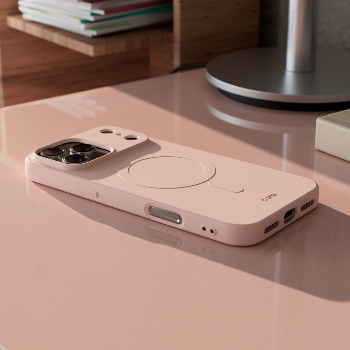 Instinct Mag - mag wireless compatible case for iPhone 18 Pro Max/17 Pro Max