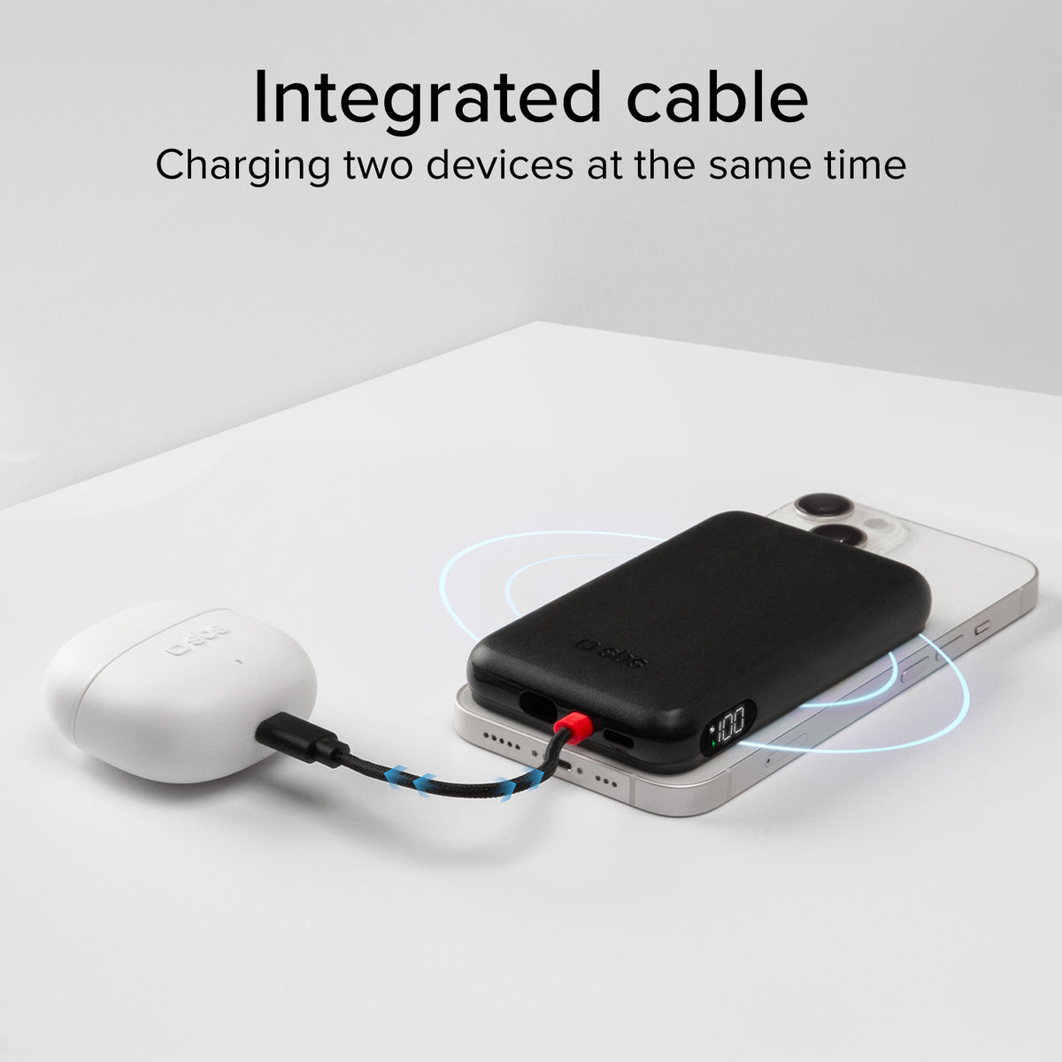 Powerbank da 5000 mAh con cavetto integrato USB-C compatibile ricarica MagSafe