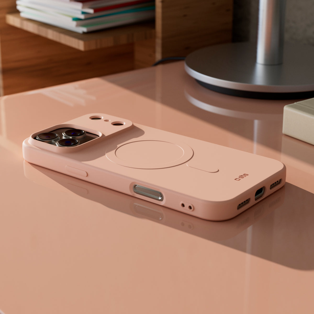 Instinct Mag - MagSafe compatible case for iPhone 17 Pro Max